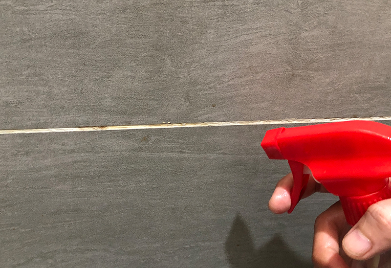 How to clean tile floors with coke and toothpaste