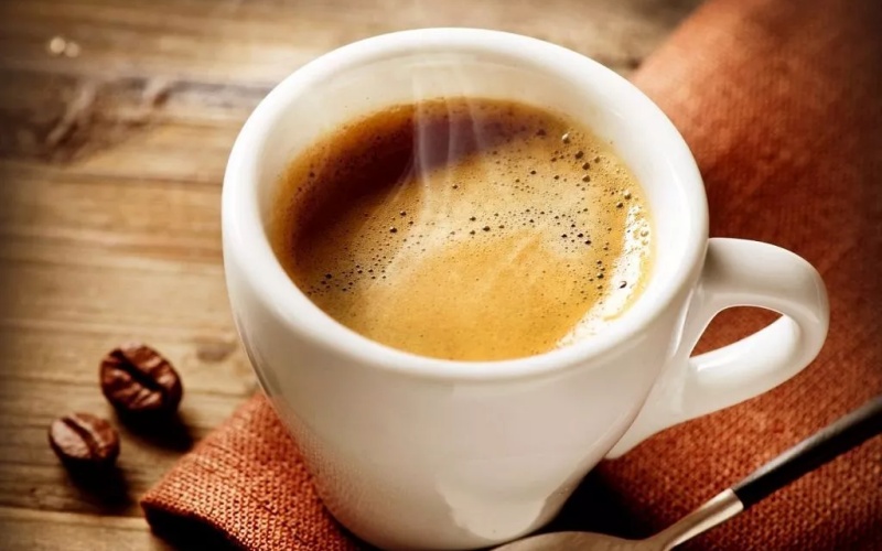 How many calories in coffee with milk?