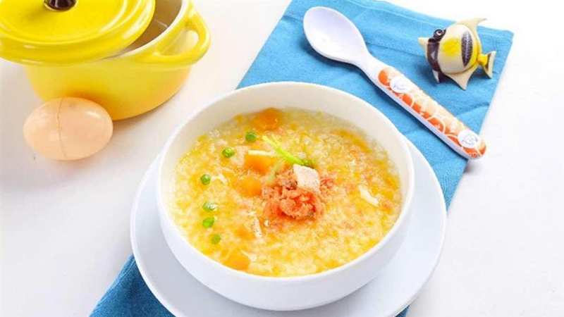 Mothers need to cook or boil it up and then mix it with porridge for children to use to prevent infection.