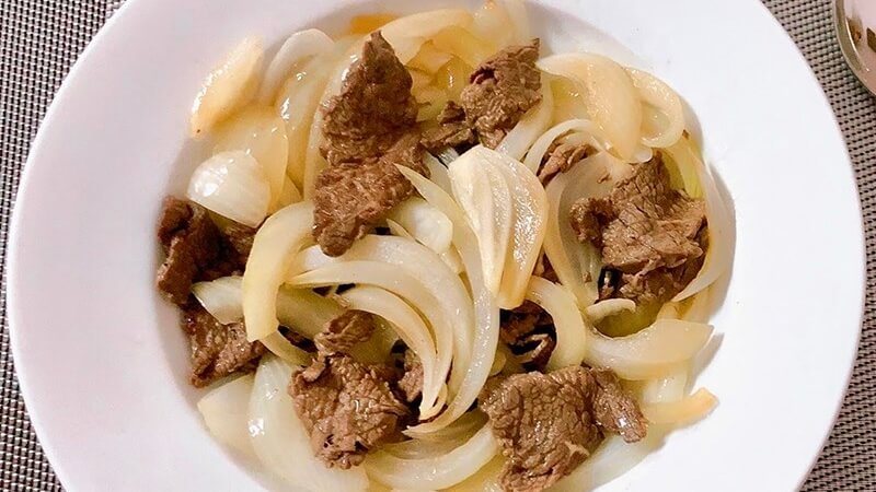 How to make fried beef with onion