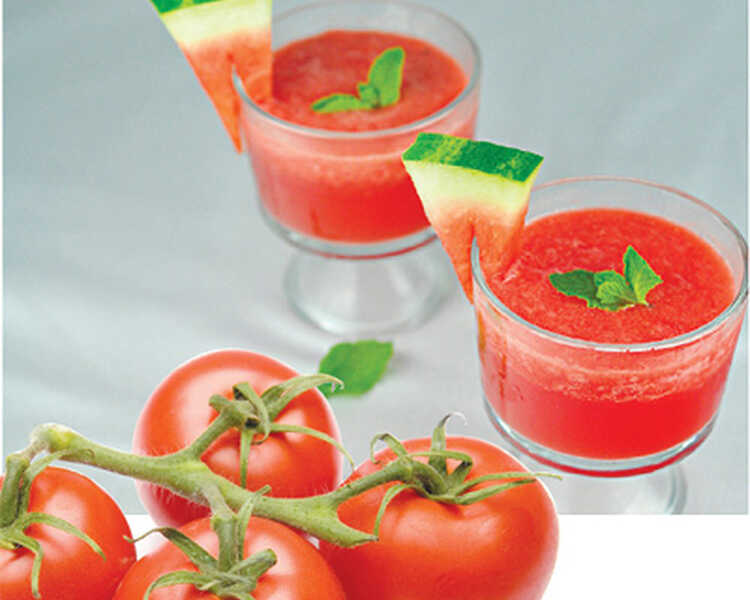 Tomato and watermelon juice