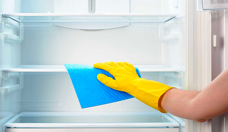 7 steps to clean the refrigerator at home to be clean and free of odors