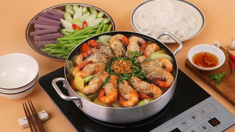 Crayfish hot pot is super delicious and attractive